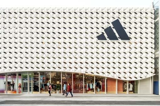 Adidas深圳品牌中心：Storeage